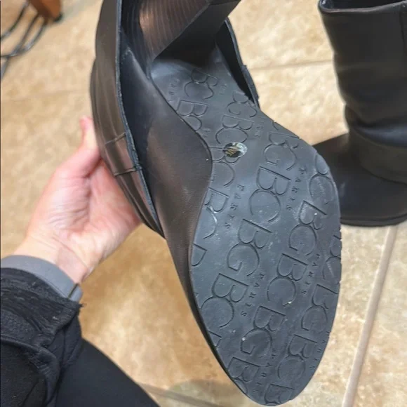 BCBG Black Heeled Boots with Slouchy Design - Picture 4 of 8